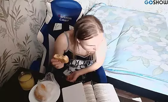 Eager nerd masturbates while studying upskirt pics